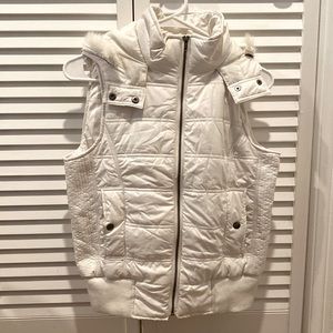 White Puffer Vest Size S